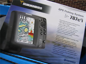 Fitting a Humminbird Fishfinder/GPS